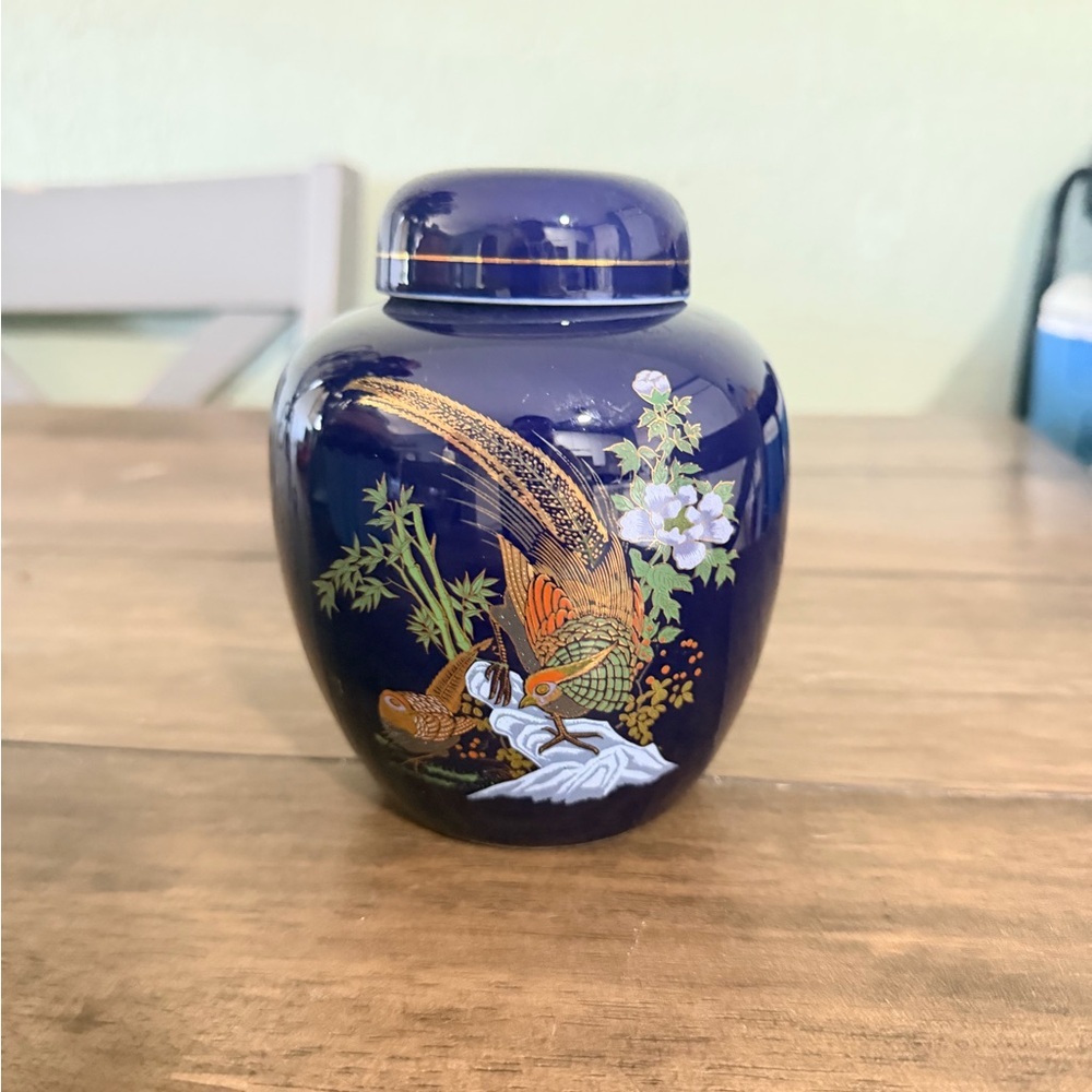 Vintage Navy Blue Decorative Ginger Jar with Gold & Floral Pheasant bird
